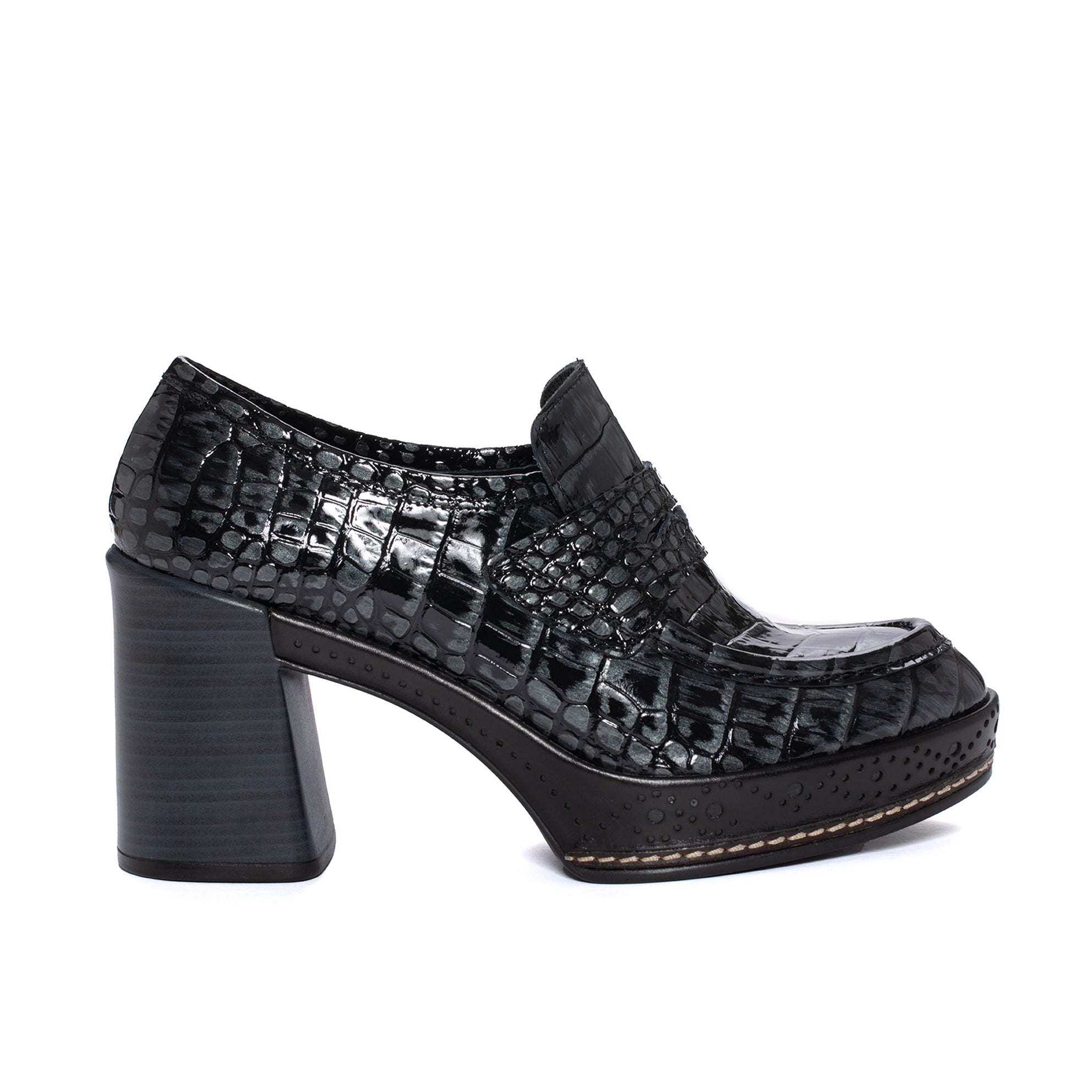 AROA LAKE BLACK HEEL SHOE