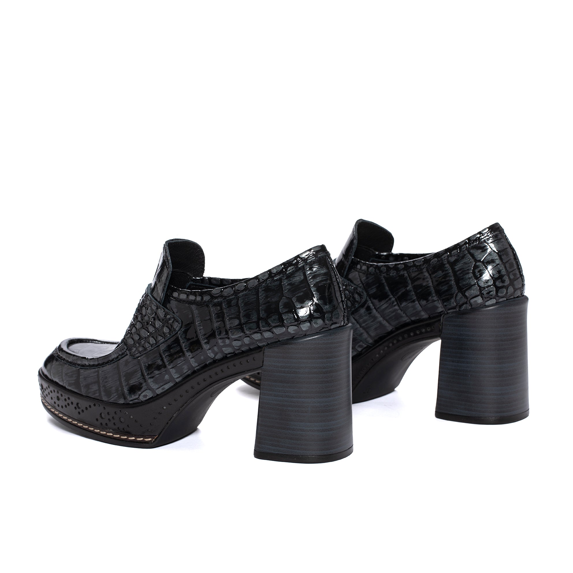 AROA LAKE BLACK HEEL SHOE