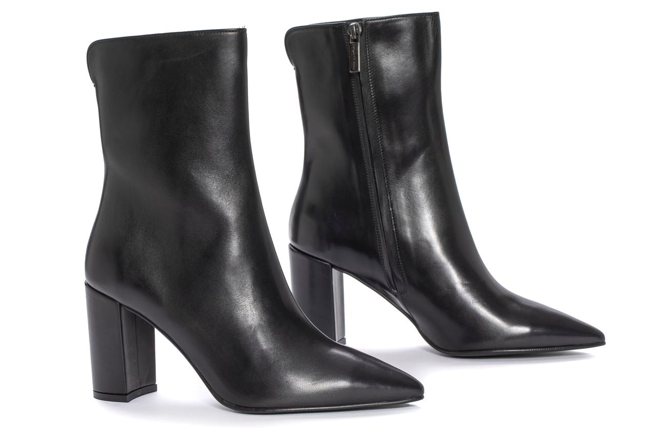 BOTIN TACON APRIL BABY CALF NEGRO