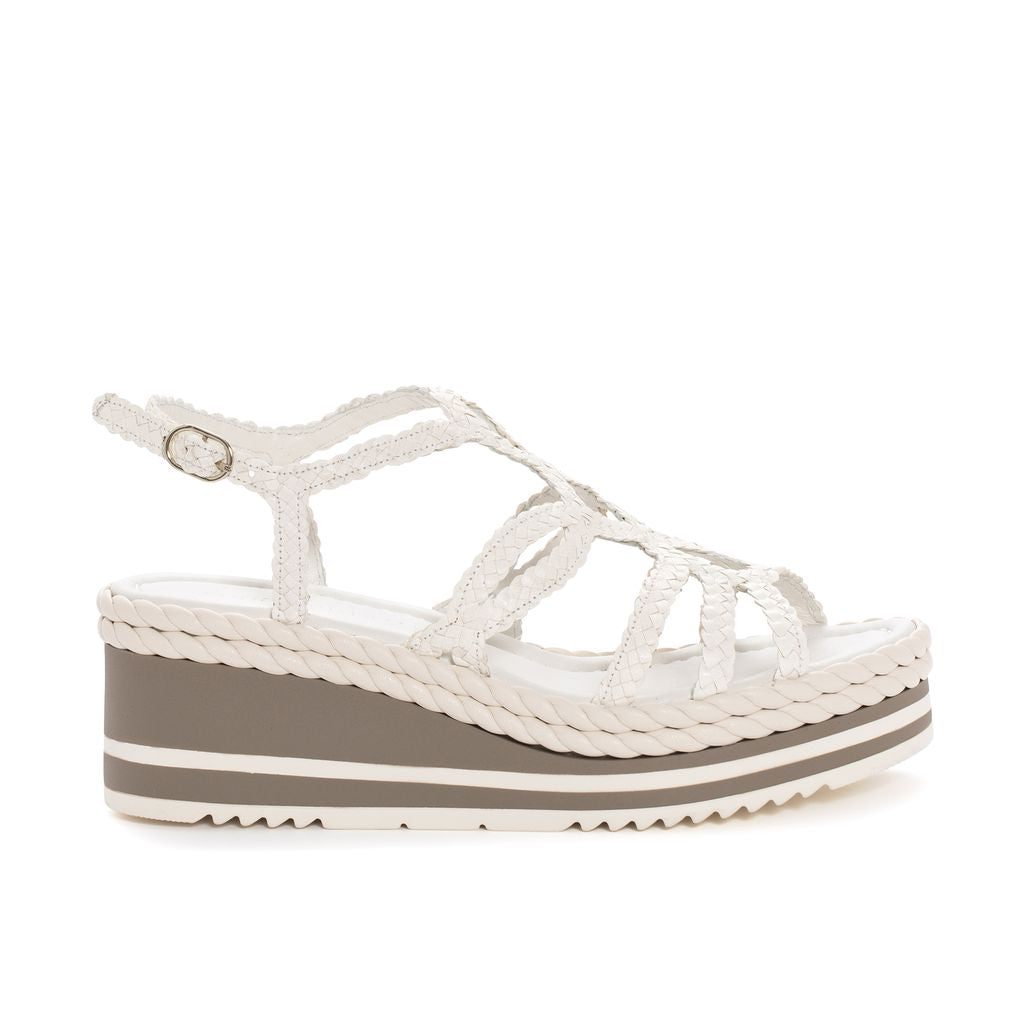 SANDALIA PLATAFORMA PADOVA WET MILK