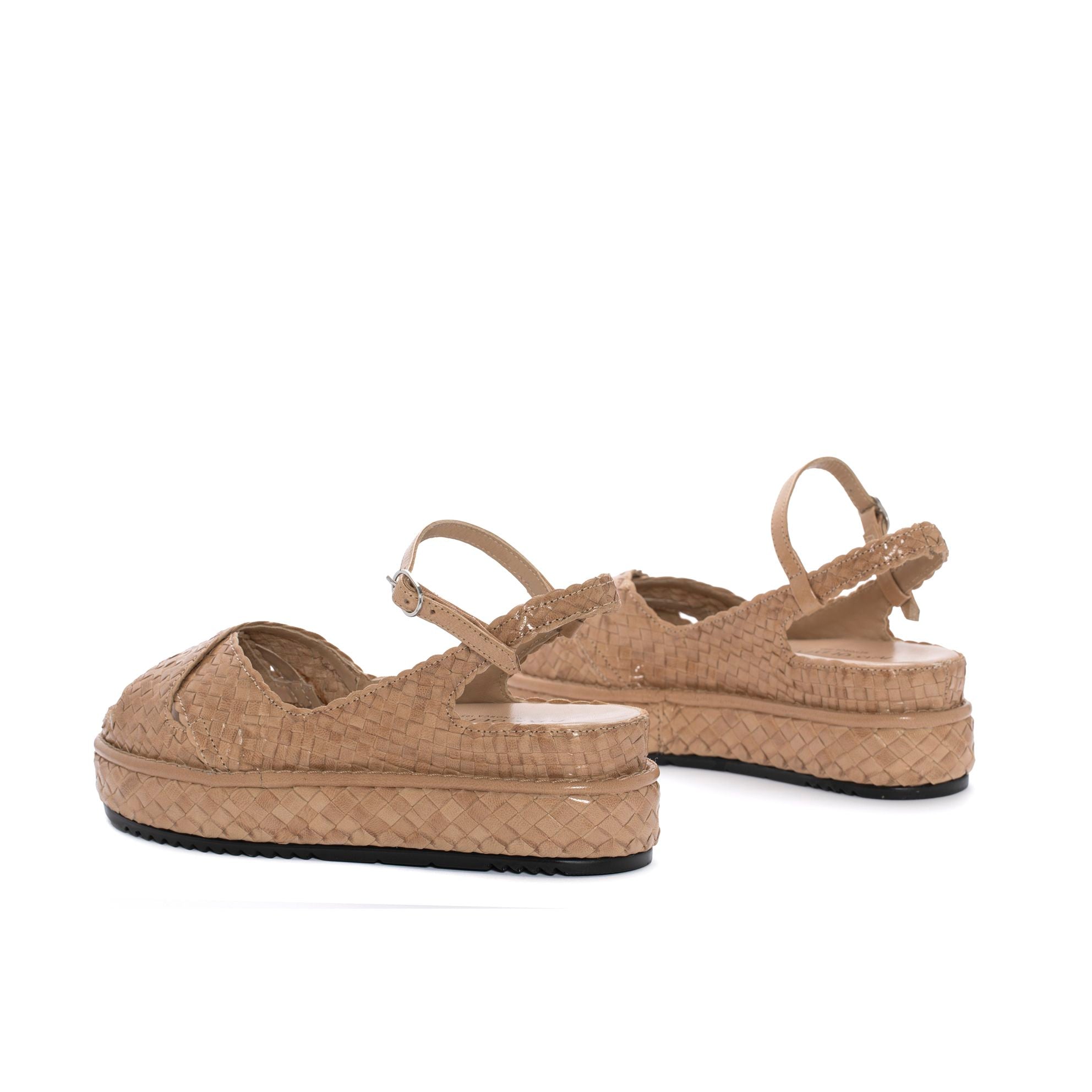 MAIKA TAUPE PLATFORM SANDAL