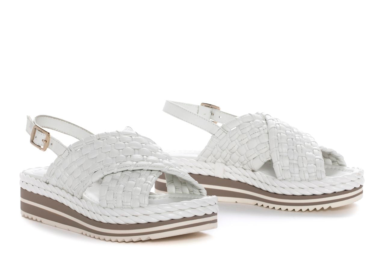 SANDALIA PLATAFORMA MILAN MILK