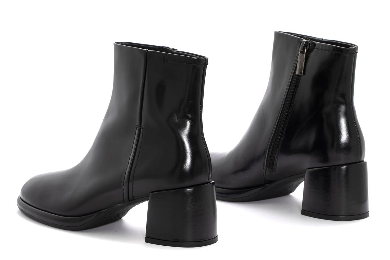 BOTIN TACON EMILIA NEPAL NEGRO