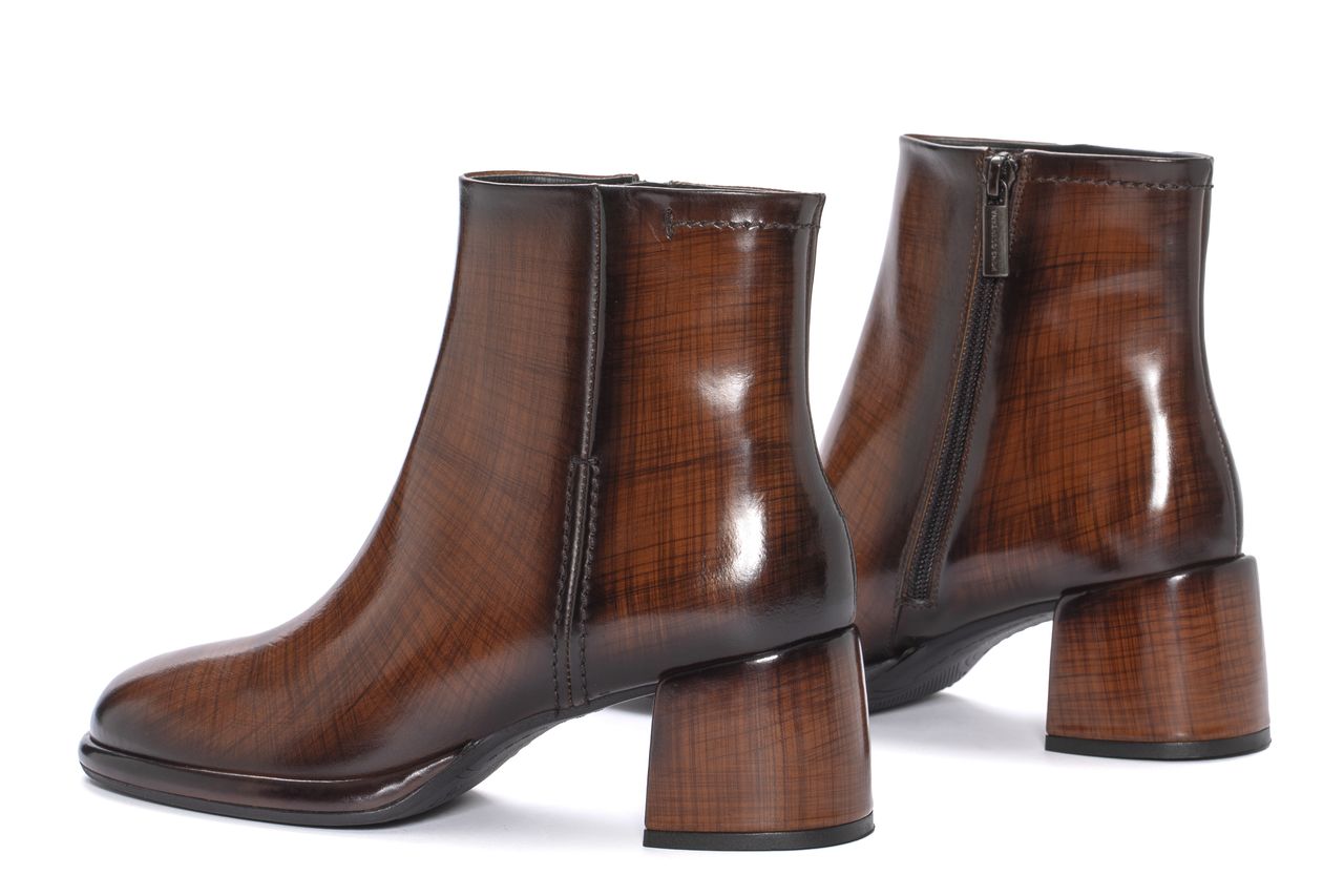 BOTIN TACON EMILIA NEPAL LEGNO