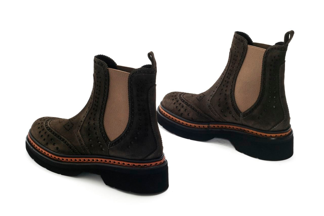 BOTIN PLATAFORMA YANNY VELOUR SASSO