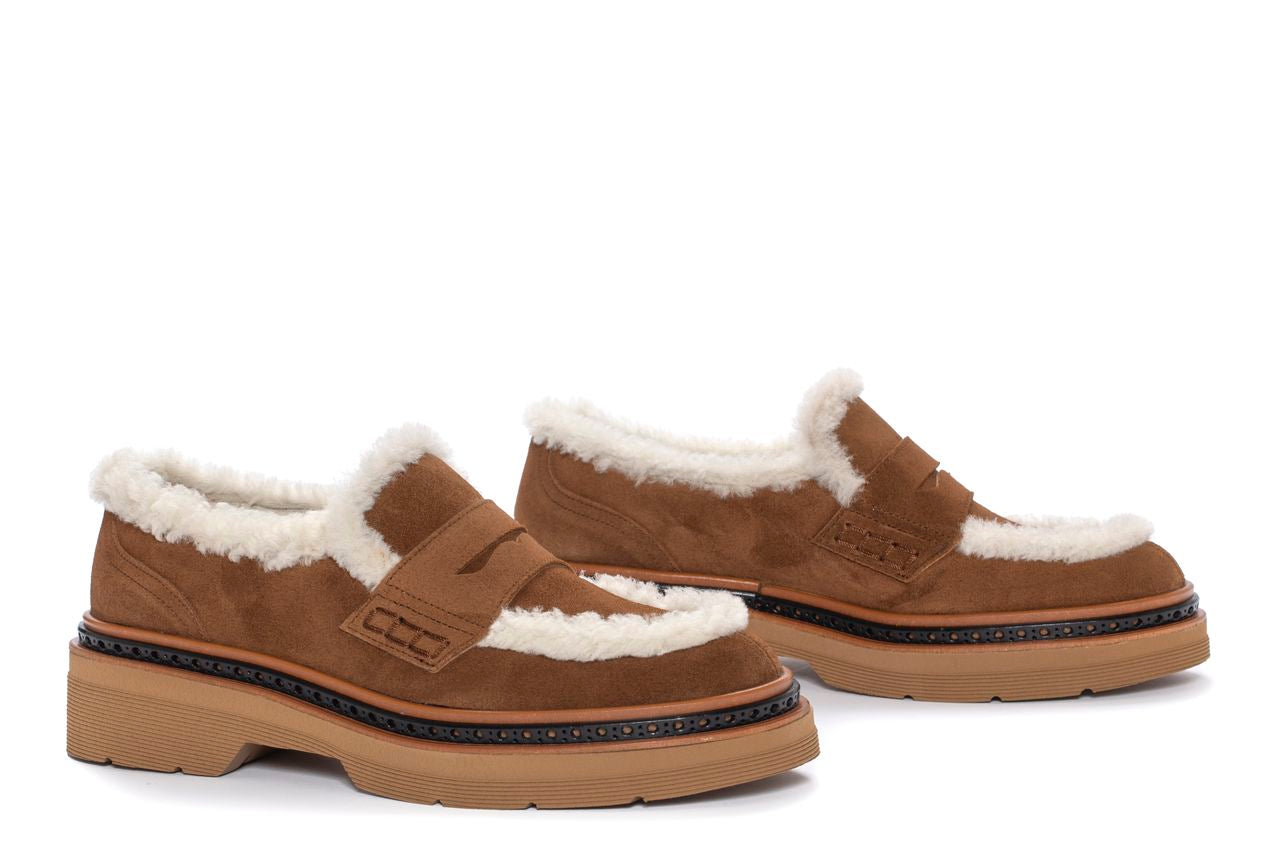 MOCASÍN PLATAFORMA YANNY VELOUR TOFFE + MOUTON BEIGE