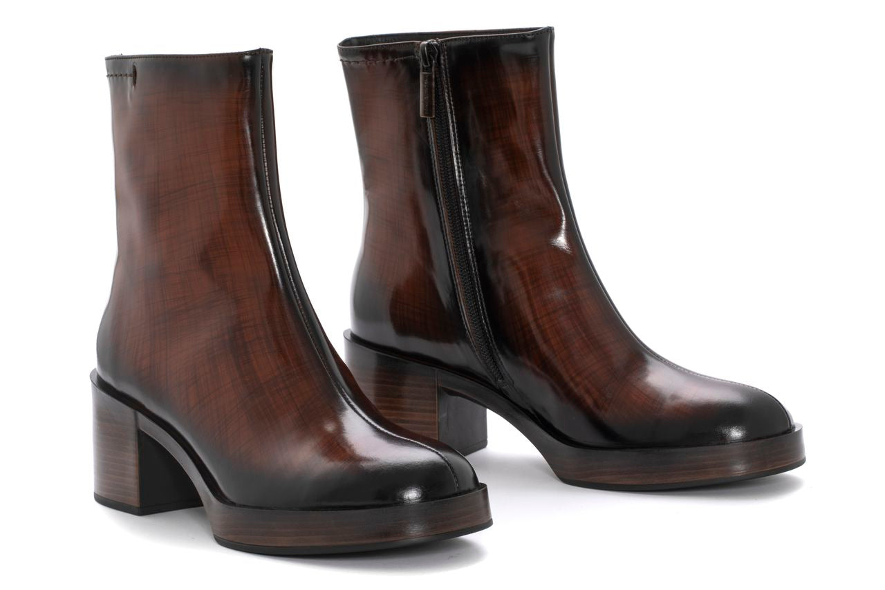 BOTIN TACON CRISTIN NEPAL LEGNO