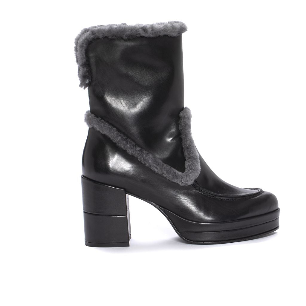 BOTIN TACON BRISA BABY CALF NEGRO + MOUTON CARBON