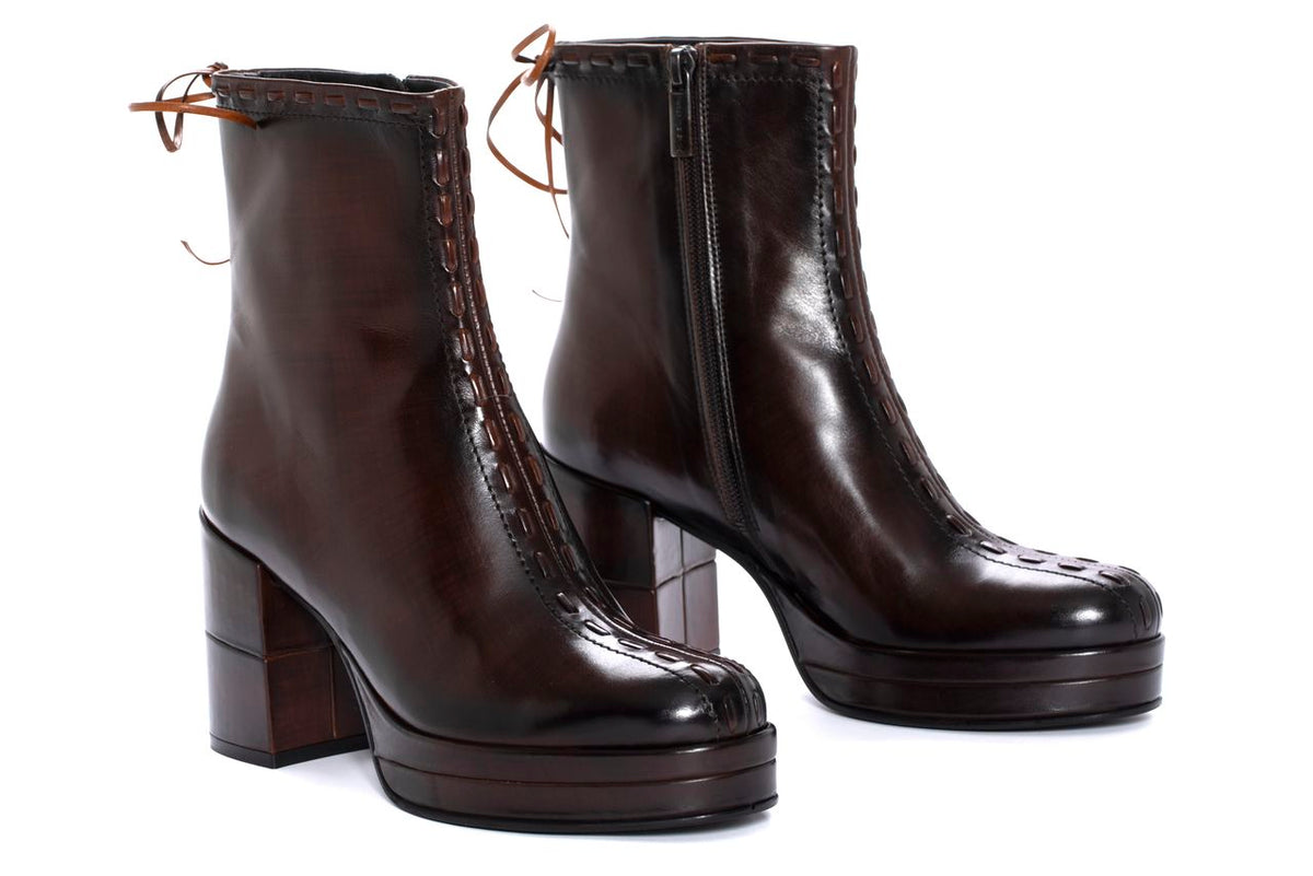 BRISA NEPAL EBANO HEELED ANKLE BOOT