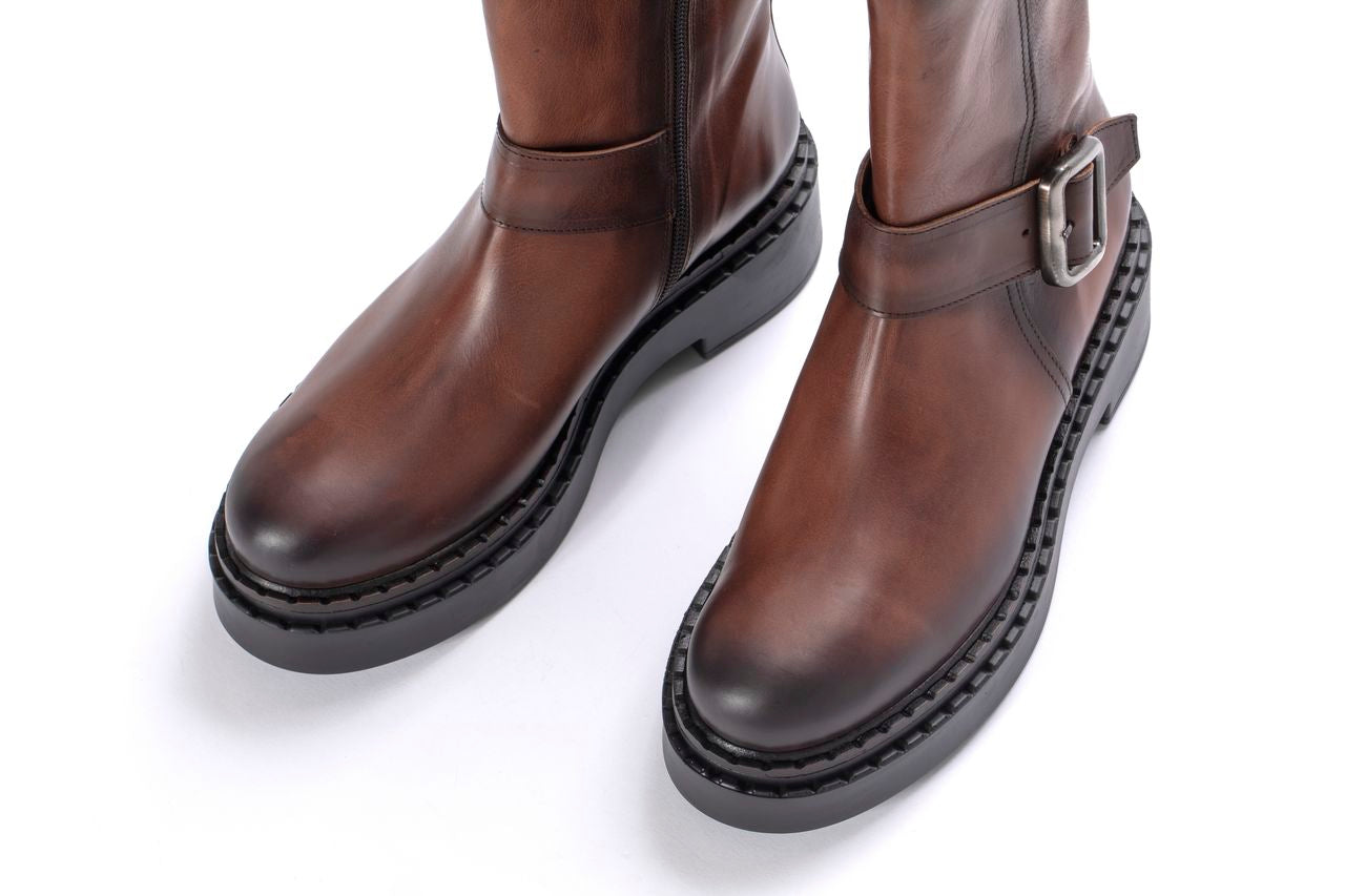 BOTIN PLATAFORMA NADIA MAKETE TOFFE