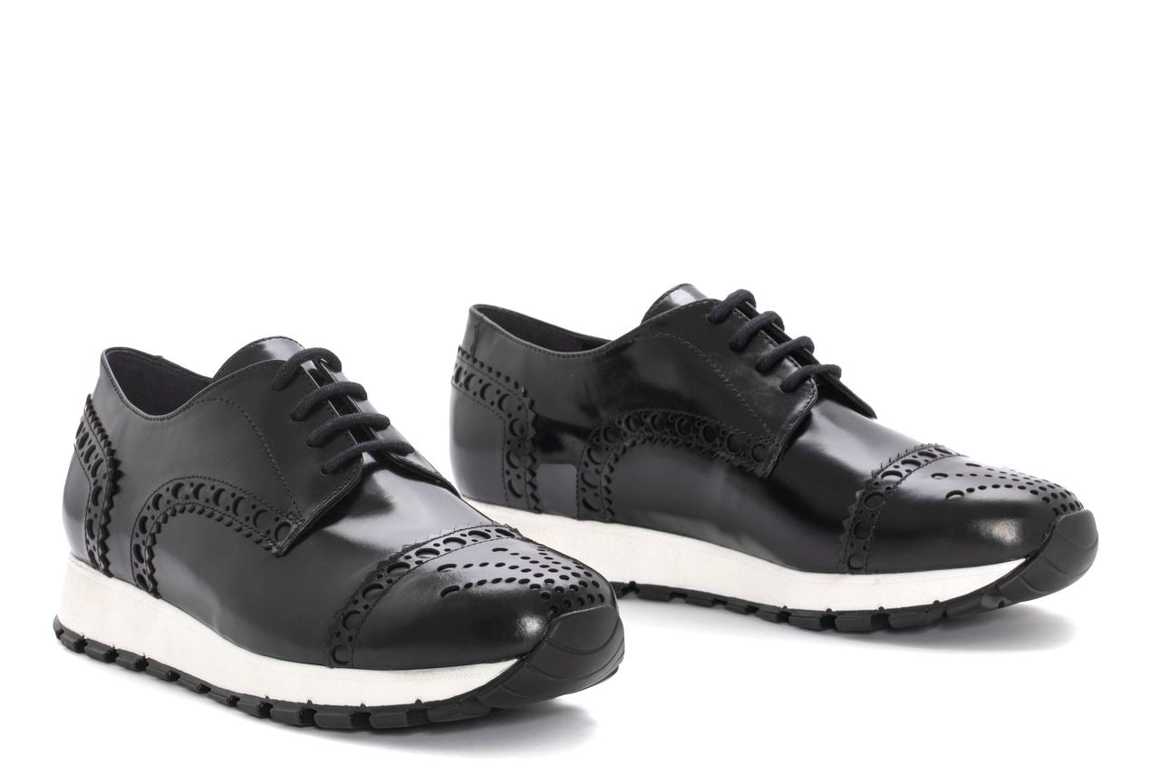 ZAPATO DEPORTIVO MANDY NEPAL NEGRO