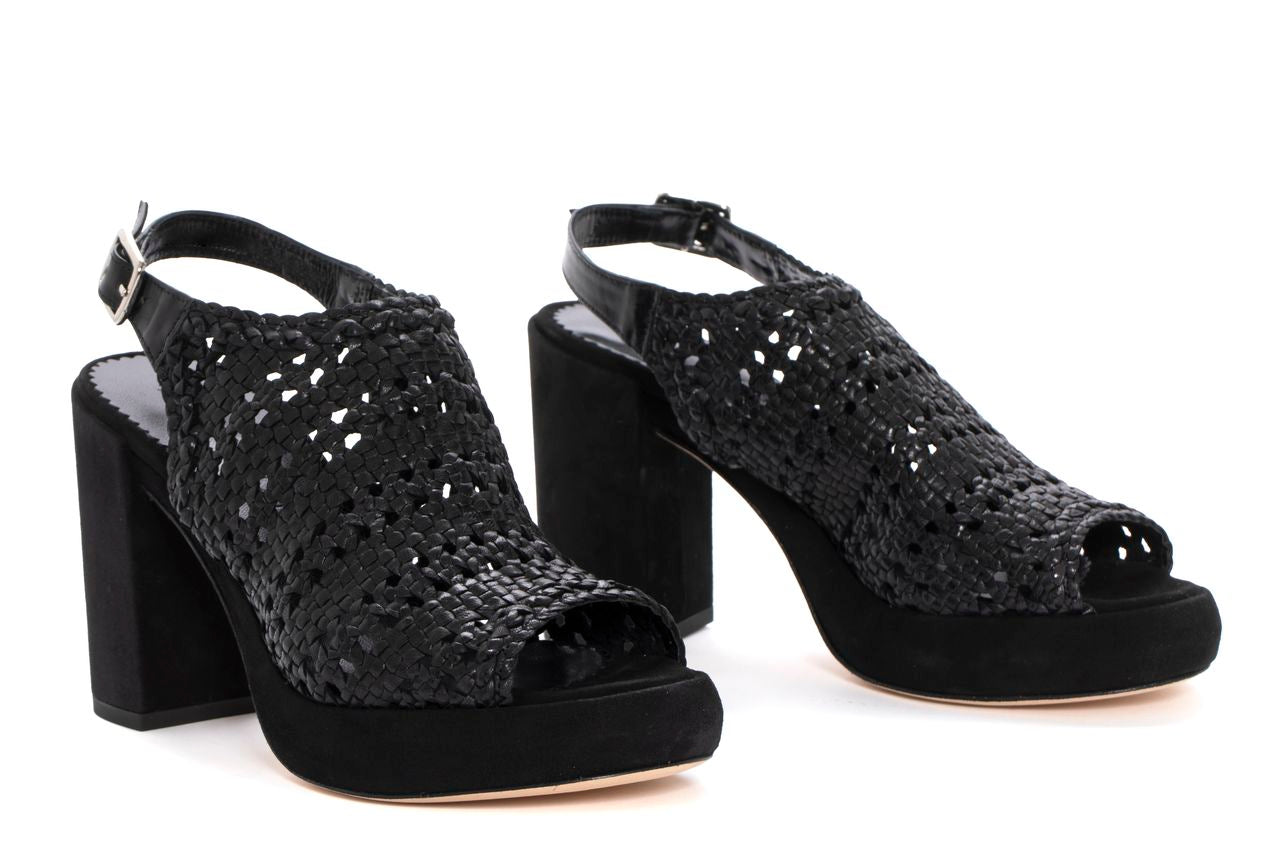 SANDALIA PLATAFORMA ASHA NEGRO