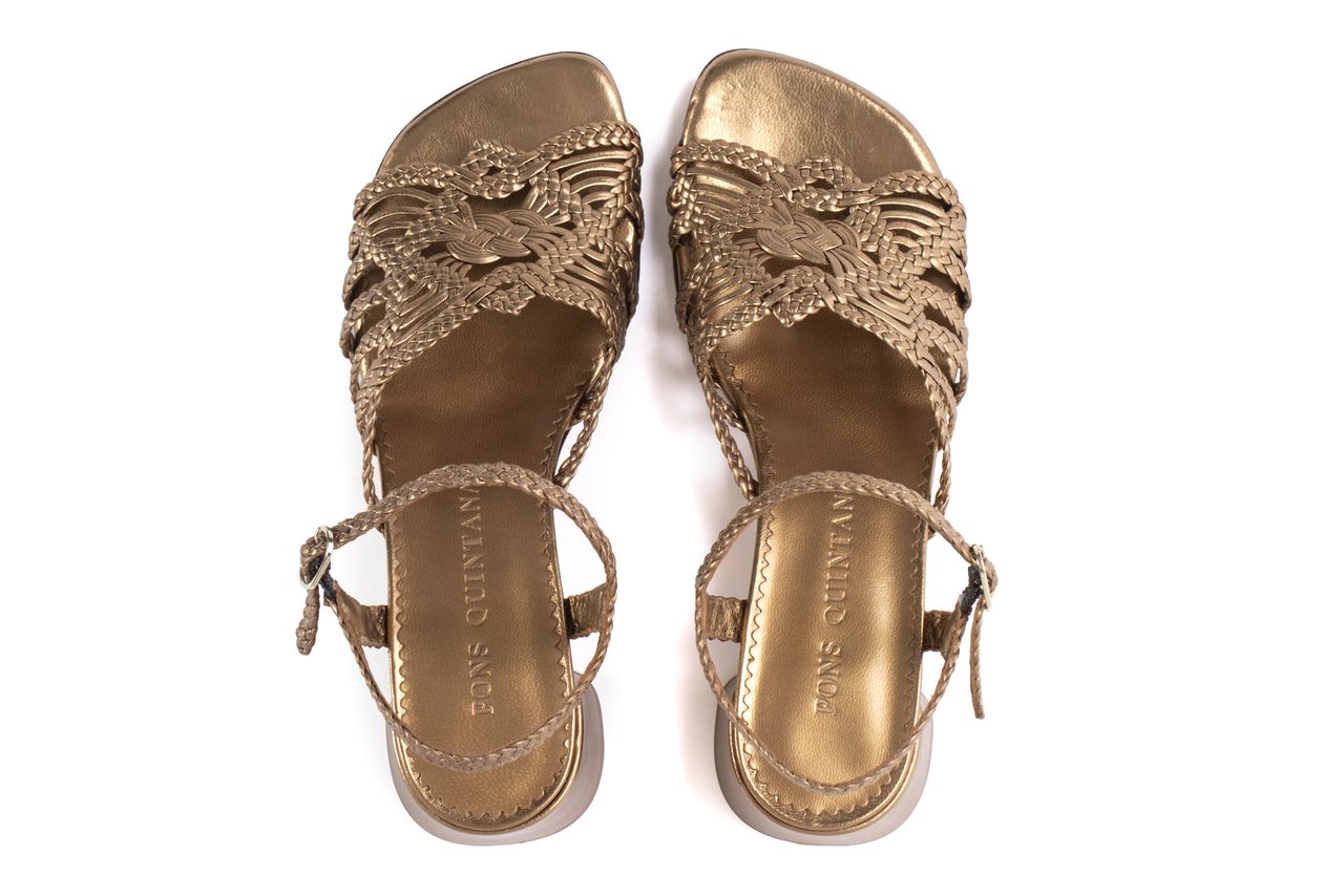 SANDALIA TACON INGRIT METAL OASSI