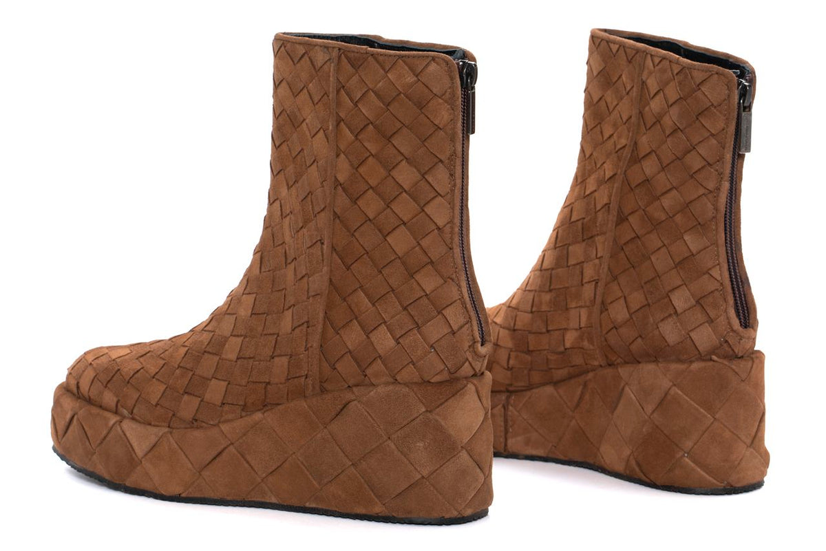 BOTIN PLATAFORMA DALIA VELOUR TOFFE