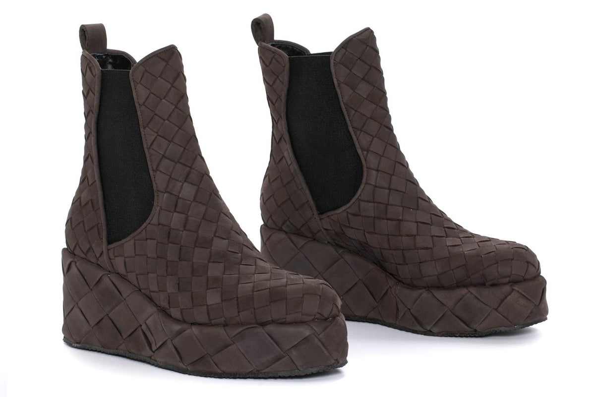 BOTIN DE PLATAFORMA DALIA VELOUR SASSO