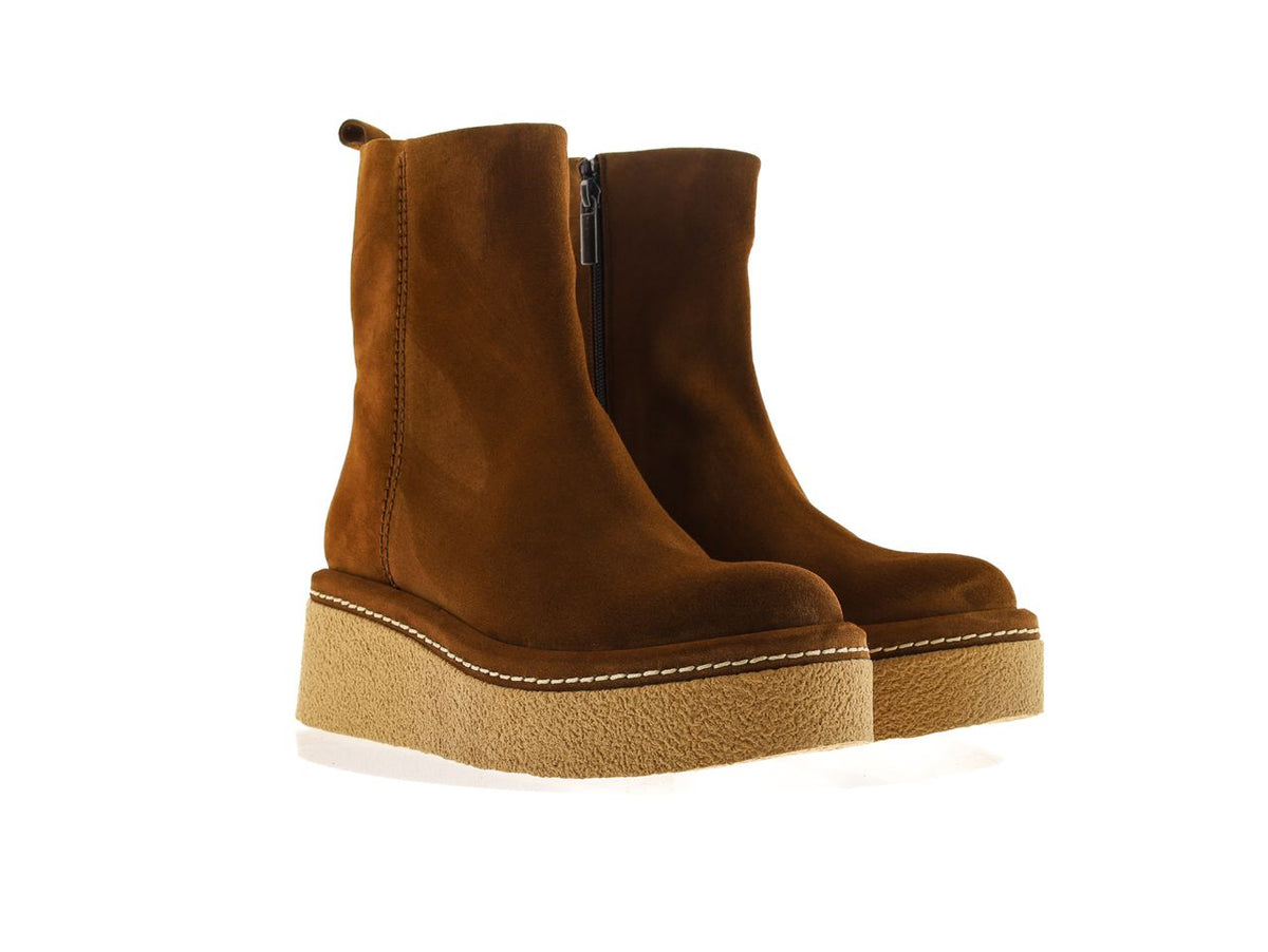 BOTIN PLATAFORMA KIARA VELOUR TOFFE