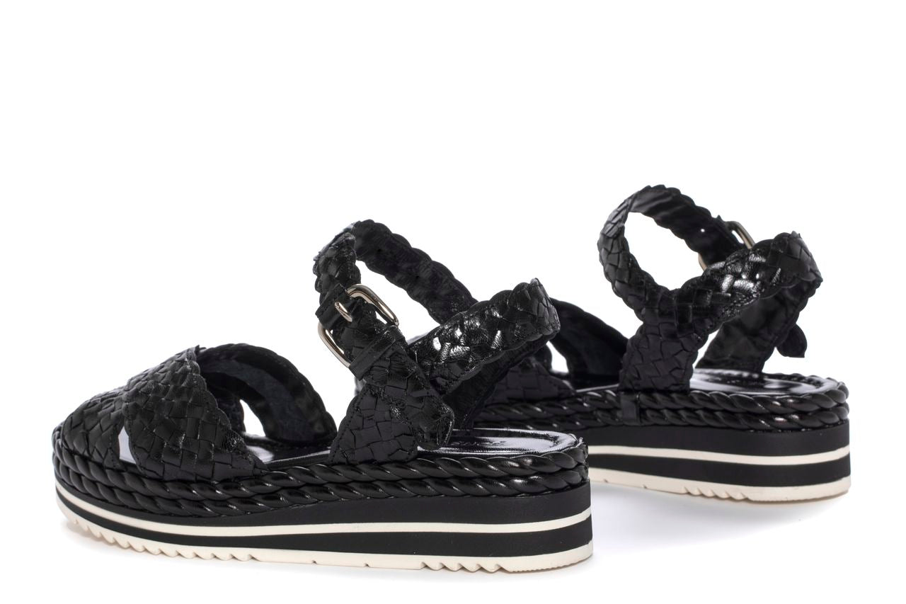SANDALIA PLATAFORMA MILAN NEGRO