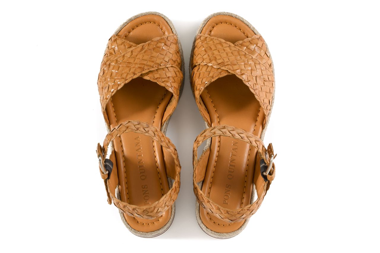 SANDALIA PLATAFORMA MILAN CAMEL