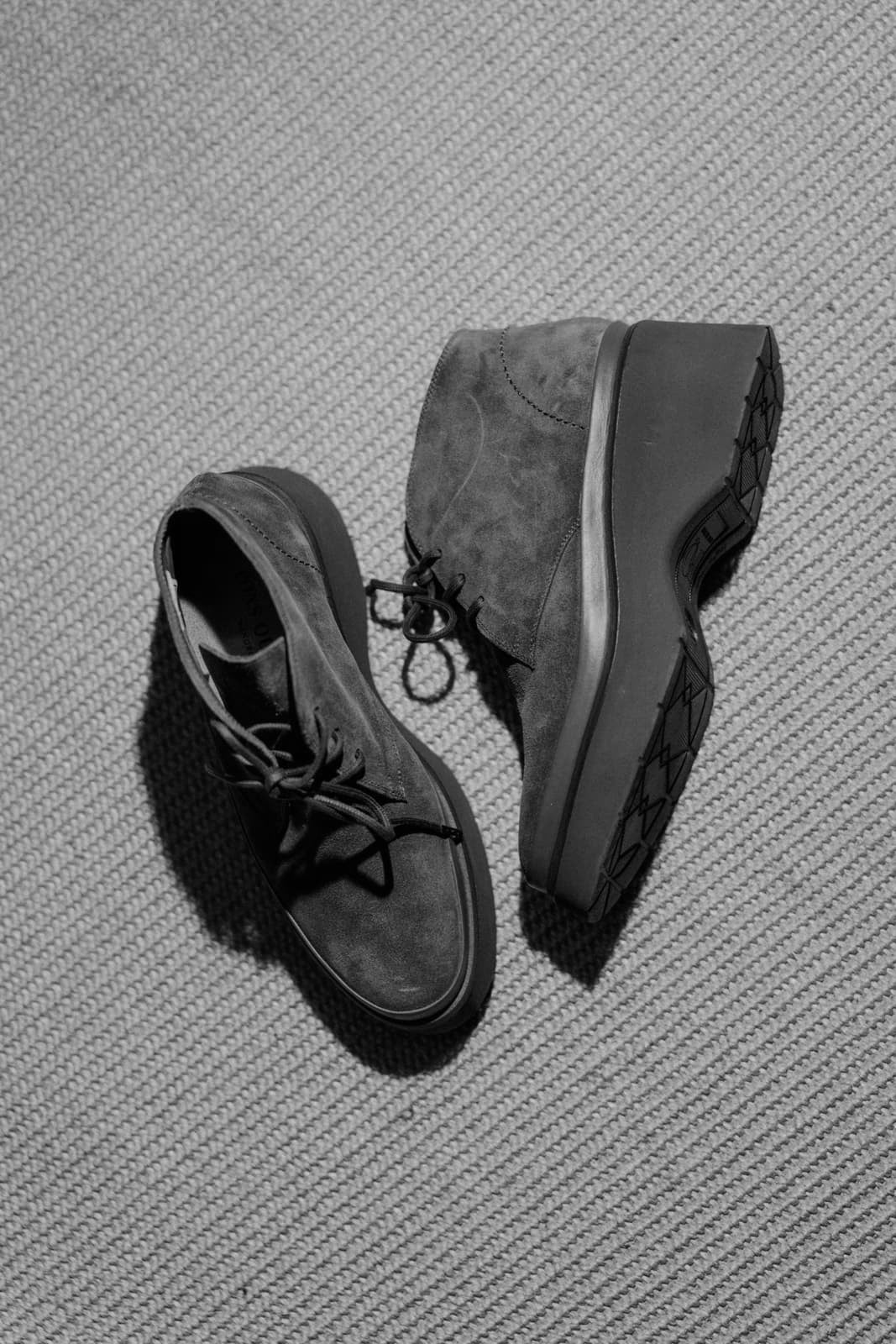 BOTIN PLATAFORMA RAQUEL VELOUR TOFFE